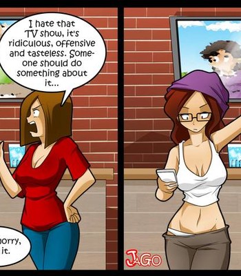 Living with HipsterGirl and GamerGirl comic porn - HD Porn Comics